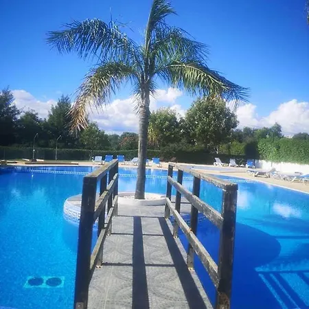 Hébergement de vacances 2 Bedroom Townhouse In Montes De *