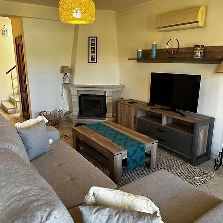 2 Bedroom Townhouse In Montes De Alvor