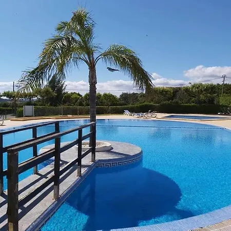 2 Bedroom Townhouse In Montes De Nyaraló Alvor